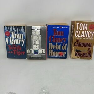 TOM CLANCY Bundle of 4 Novels